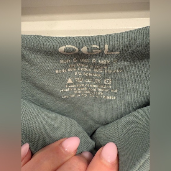 OGL Eco-SkinKiss® Ruched Sides Square Brami Tank Top - Picture 2 of 3